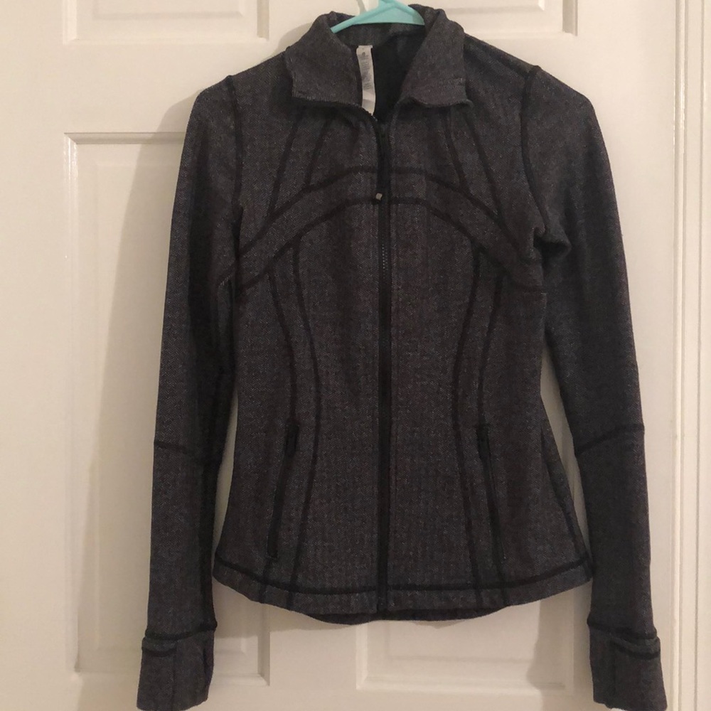 Lululemon Define jacket size 6